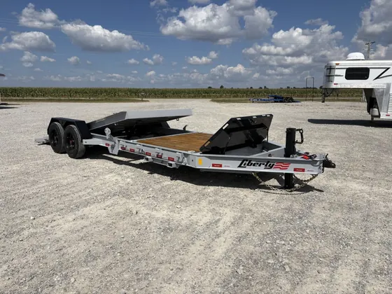 2027 Liberty Tilt Deck Equipment 83 x 22